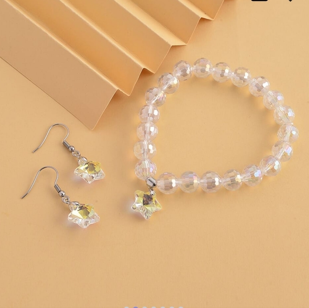 🆕️🌟 White Aurora Borealis Glass Beaded Star Charm Bracelet & Drop Earrings🌟